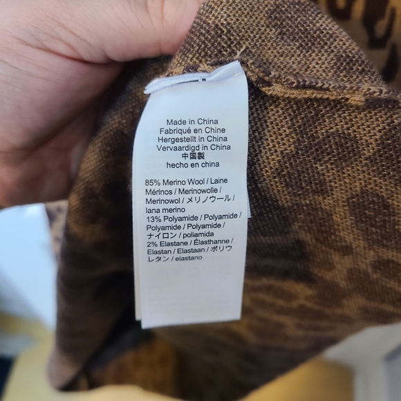 J. Crew Sweater Skirt in Leopard Print Merino Wool Midi Size XS - Picture 4 of 8